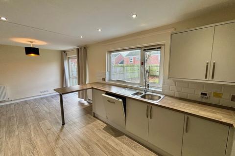3 bedroom end of terrace house for sale, Radcliffe Road, Raf Lakenheath, Brandon