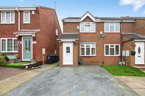 2 bedroom semi-detached house for sale, Denbigh Close, Dudley