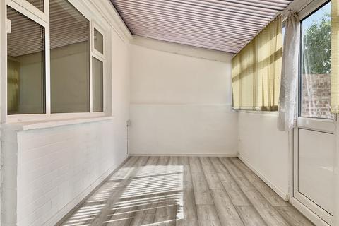 3 bedroom house to rent, London Road, Portsmouth, PO2