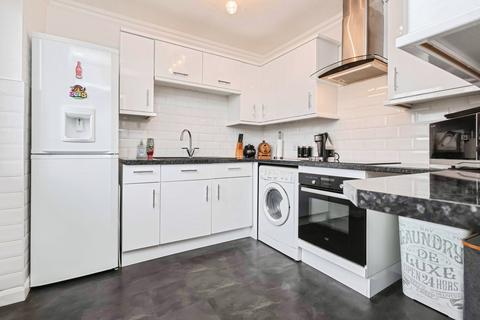 2 bedroom bungalow for sale, Quantock Close, BIRMINGHAM, West Midlands, B45