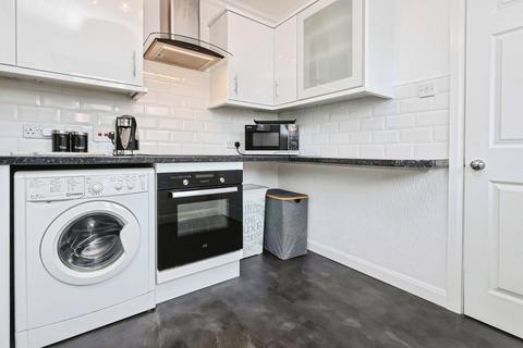 2 bedroom bungalow for sale, Quantock Close, BIRMINGHAM, West Midlands, B45