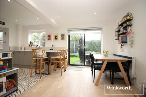3 bedroom detached house for sale, The Campions, Borehamwood, WD6