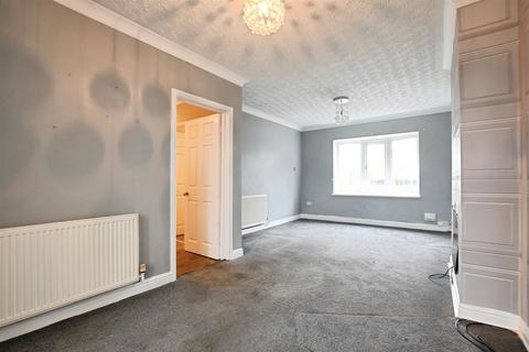 2 bedroom end of terrace house for sale, Shannon Road, Hull
