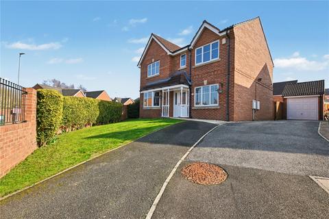 4 bedroom detached house for sale, May Avenue, Churwell, Morley, Leeds