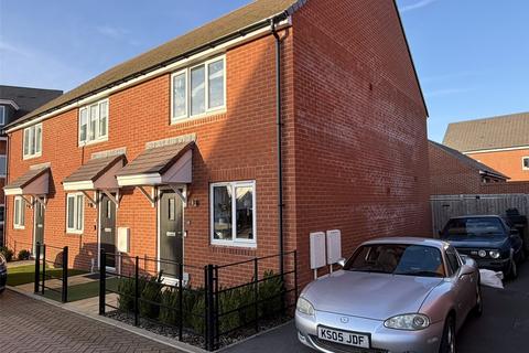 2 bedroom terraced house to rent, Castello Road, Brockworth, Gloucester, GL3