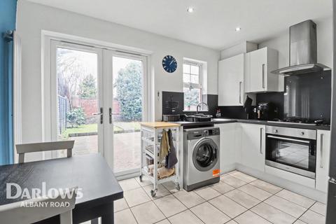 2 bedroom semi-detached house for sale, De Havilland Road, Cardiff