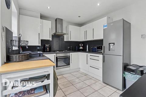 2 bedroom semi-detached house for sale, De Havilland Road, Cardiff
