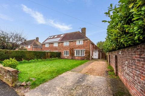 Pound Farm Road, Chichester, PO19
