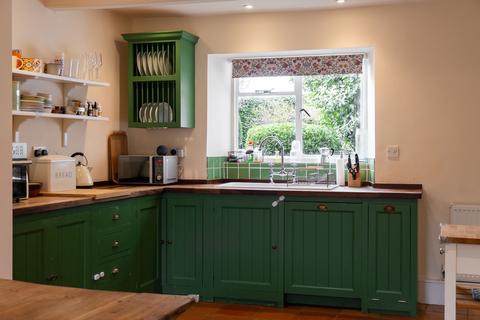 3 bedroom character property for sale, Croft Lane, Adderbury, OX17