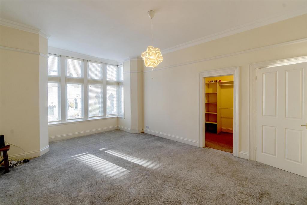 Master Bedroom.jpg