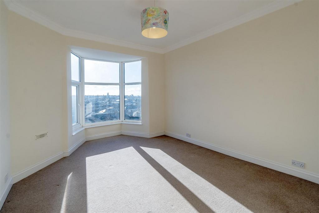 Bedroom 3.jpg