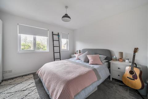 1 bedroom end of terrace house for sale, Kelly Close, Shepperton, TW17