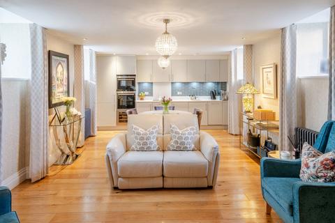 undefined, Kings Drive, Midhurst, GU29