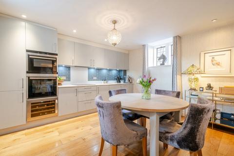 undefined, Kings Drive, Midhurst, GU29