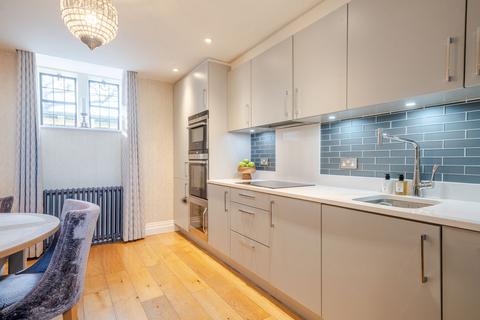 undefined, Kings Drive, Midhurst, GU29
