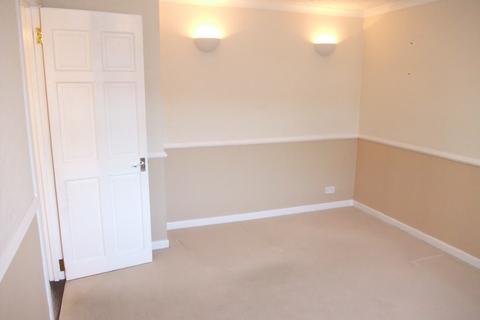 3 bedroom end of terrace house for sale, Vanquisher Walk, Gravesend, DA12
