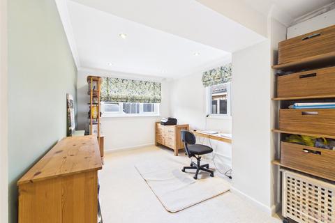 undefined, Bristol Road, Quedgeley, Gloucester, Gloucestershire, GL2