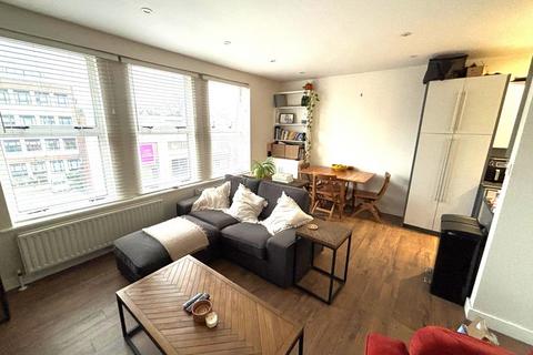 1 bedroom flat to rent, Station Parade Balham High Road, London, SW12