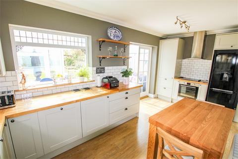 3 bedroom detached house for sale, The Green, Ninfield, TN33