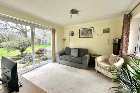 undefined, Dinmore, Bovingdon HP3