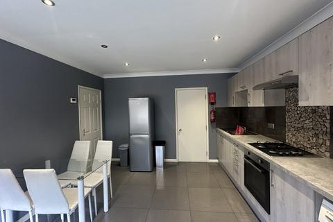4 bedroom end of terrace house for sale, 204 Jex Road, Norwich, Norfolk NR5 8XH