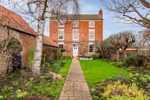 5 bedroom detached house for sale, Newgate Street, Bingham