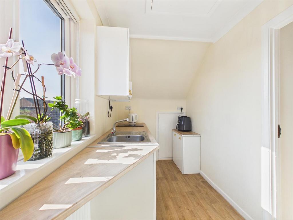 CAM02435 G0-PR0167-STILL006.jpg