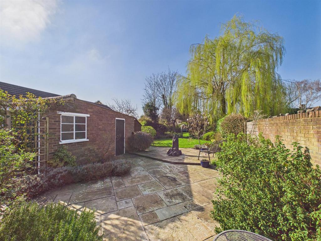 CAM02435 G0-PR0167-STILL014.jpg