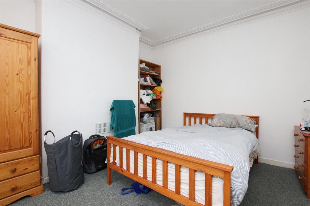 Bedroom.JPG