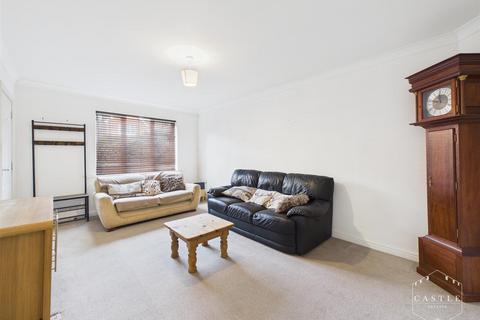 3 bedroom semi-detached house for sale, Paddock Way, Hinckley