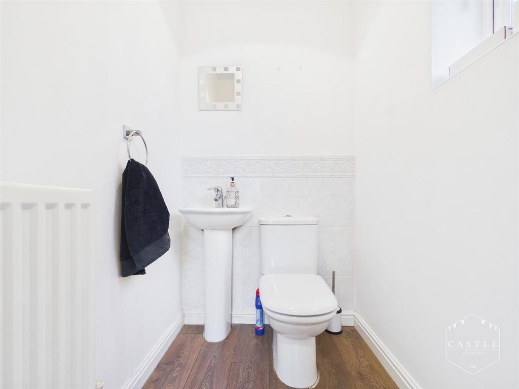 Guest cloakroom