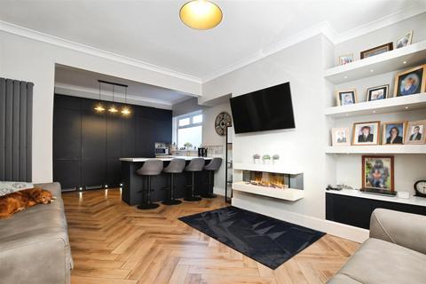 3 bedroom terraced house for sale, Stephenson Street, Hull