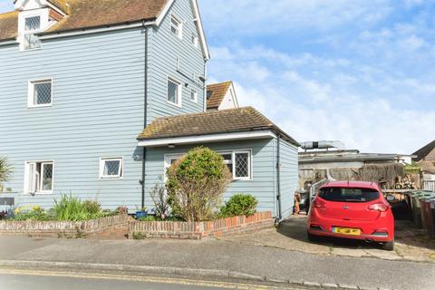 1 bedroom ground floor flat for sale, Western Road, Pevensey Bay, Pevensey