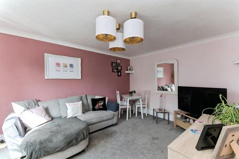 1 bedroom ground floor flat for sale, Western Road, Pevensey Bay, Pevensey