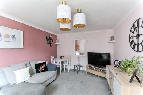 1 bedroom ground floor flat for sale, Western Road, Pevensey Bay, Pevensey