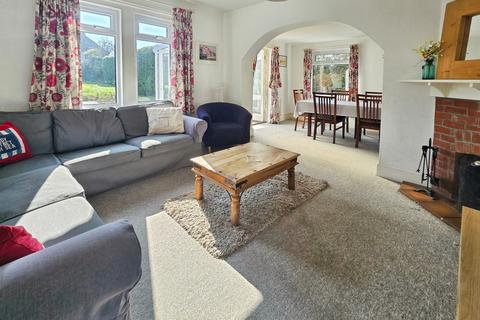 4 bedroom detached house for sale, The Mall, Totland Bay, Isle of Wight