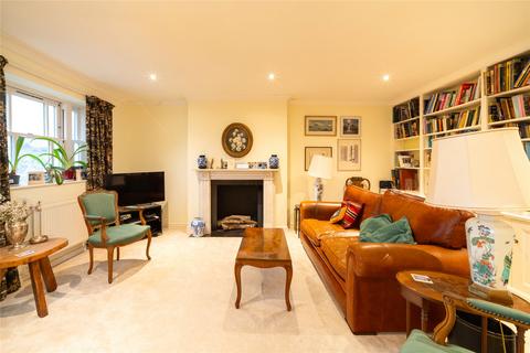 Royal Belgrave House, Hugh Street, London, SW1V