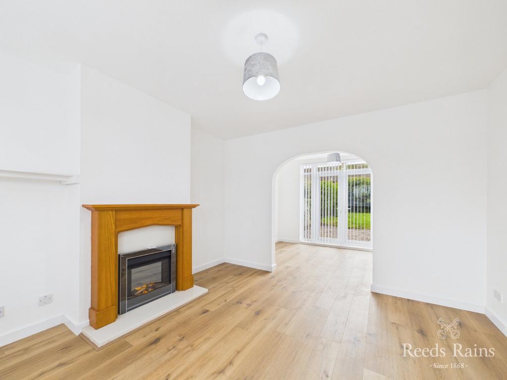 Living/Dining Area