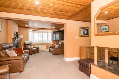 4 bedroom detached house for sale, West Road, Berkhamsted