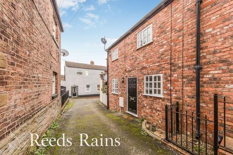 2 bedroom terraced house for sale, Broken Banks, Cheshire SK11