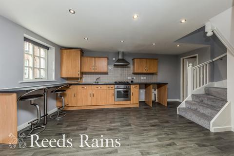 2 bedroom terraced house for sale, Broken Banks, Cheshire SK11