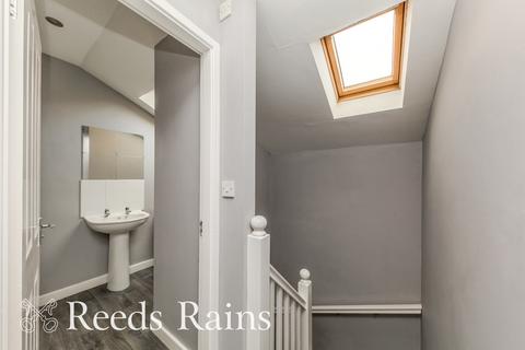 2 bedroom terraced house for sale, Broken Banks, Cheshire SK11