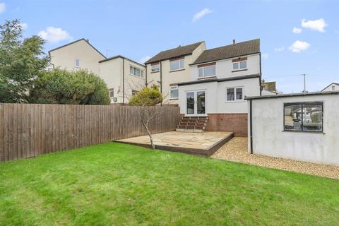 3 bedroom semi-detached house for sale, Hillside Rise, Leeds LS20