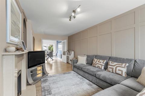 3 bedroom semi-detached house for sale, Hillside Rise, Leeds LS20