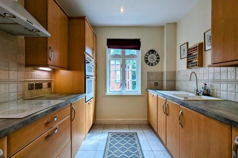 undefined, 39 Sparrows Nest, Wergs Hall, Wolverhampton