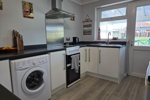 2 bedroom detached bungalow for sale, Elizabeth Drive, Chapel St. Leonards, Skegness, PE24 5RS