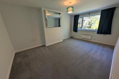 undefined, Linnet Close, Coventry