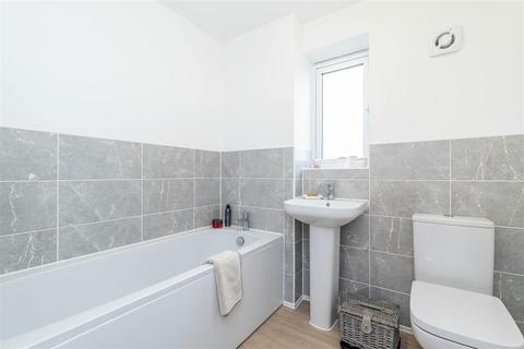 undefined, Thornton Drive, Preston PR4