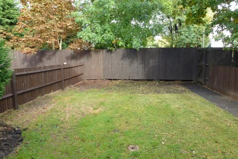 2 bedroom house to rent, Domville Close, Whetstone, London