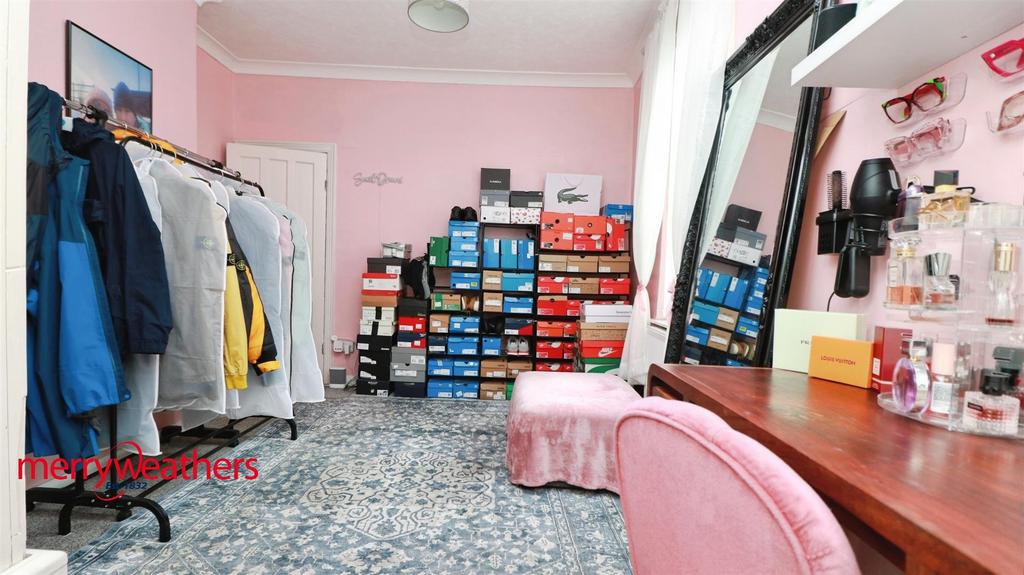 Rear Bedroom